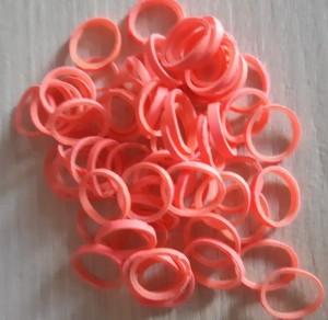 Gumki Paw Marks Latex Bands 7,9mm - profesjonalne, super wytrzymałe lateksowe , 100szt/średnia grubość pudr.róż