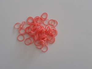 Lainee - gumki lateksowe różowe małe 6,3mm cienkie 100szt